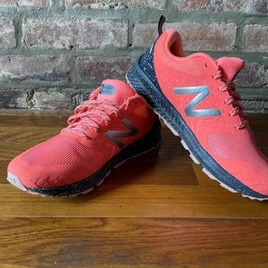 Women's New Balance Tennis! - Mint Condition!